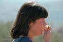 Using onion to quell the tear gas effects