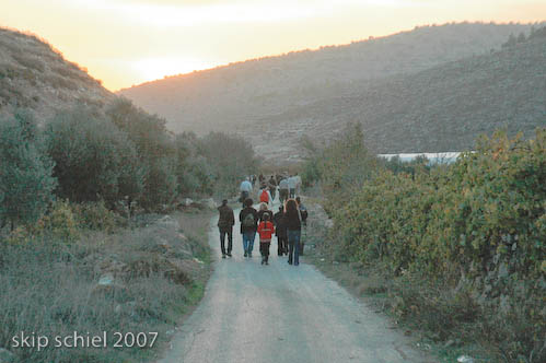 Friends of the Earth-neighbors' paths