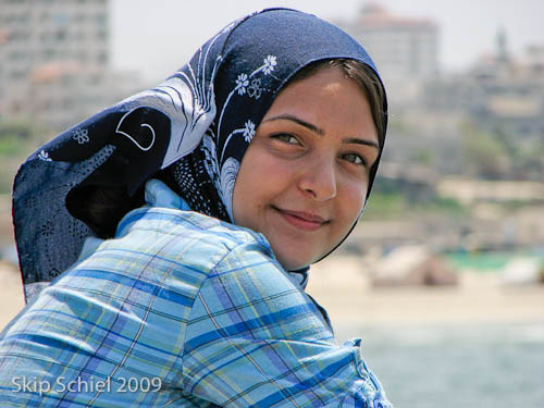 Female-Palestine-1221