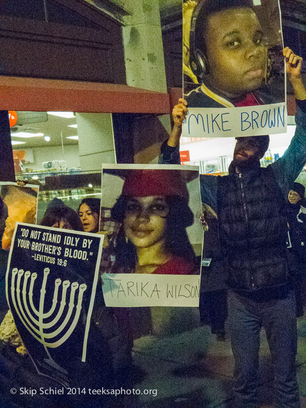 BlackLivesMatter-Brookline-Hanukkah-9645