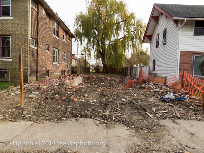 Detroit-buildings-8857