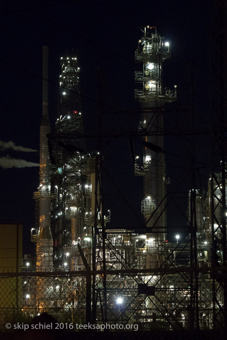 Detroit_refineries_DetroitIMG_1898