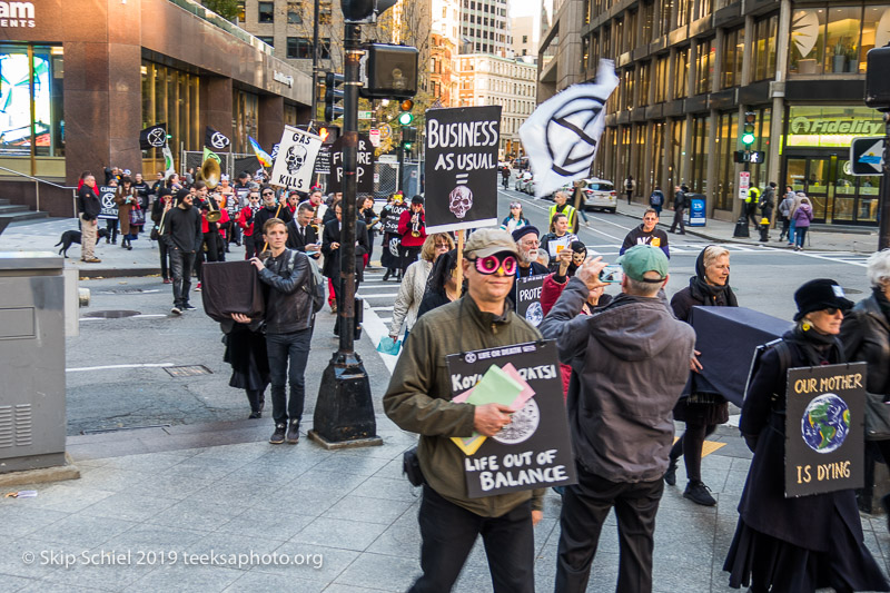 XR-Extinction Rebellion-Boston-Schiel-IMG_1295