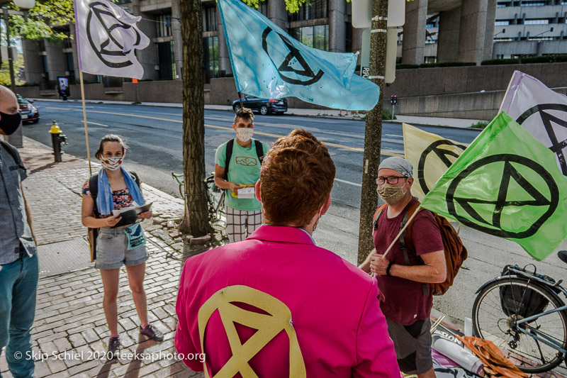 Extinction Rebellion-WHDH-Boston-Climate-Schiel-IMG_4074