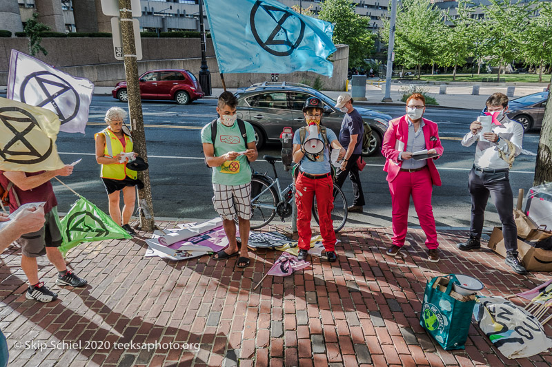 Extinction Rebellion-WHDH-Boston-Climate-Schiel-IMG_4077