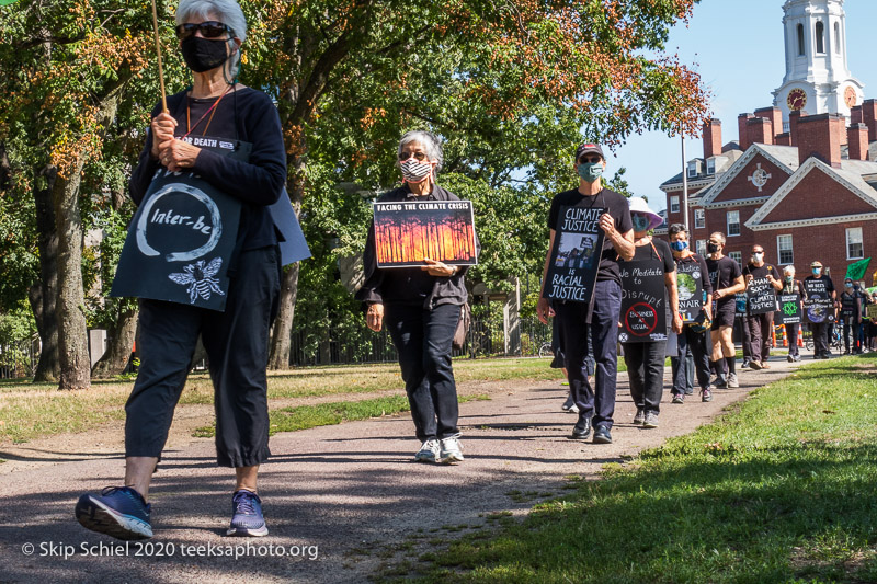 Extinction Rebellion-meditators-climate-Schiel-IMG_4270