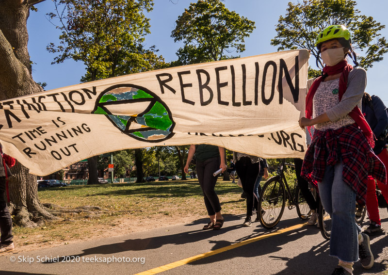 Extinction Rebllion-Boston-climate-Schiel-IMG_4593