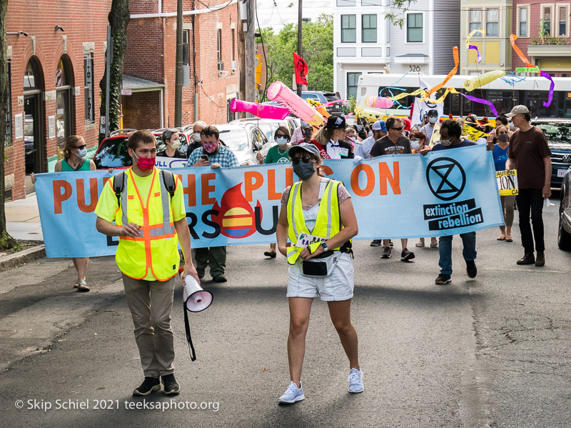 Extinction Rebellion-GreenRoots-Eversource-Teeksa-IMG_7859