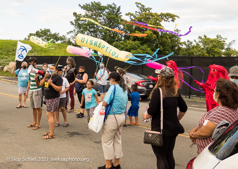 Extinction Rebellion-GreenRoots-Eversource-Teeksa-IMG_7910