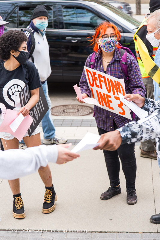 Extinction Rebellion-Boston-oil pipeline-Skip Schiel Copyright-_DSC5420