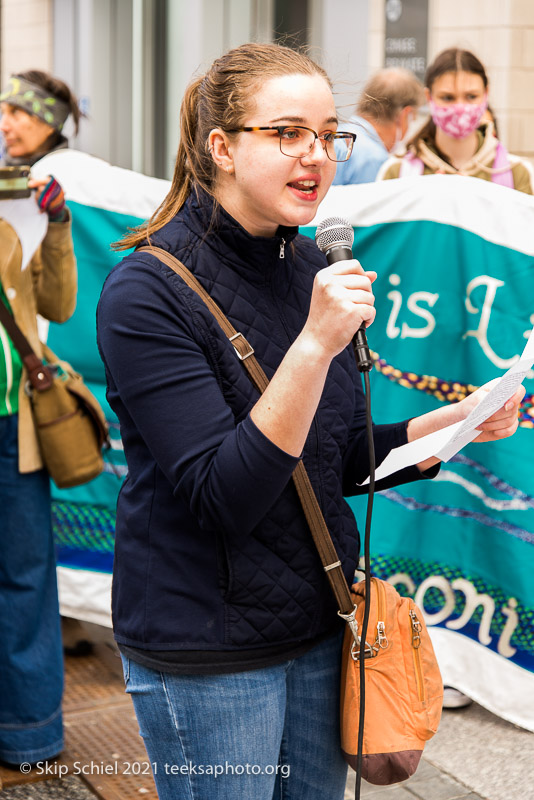 Extinction Rebellion-Boston-oil pipeline-Skip Schiel Copyright-_DSC5444