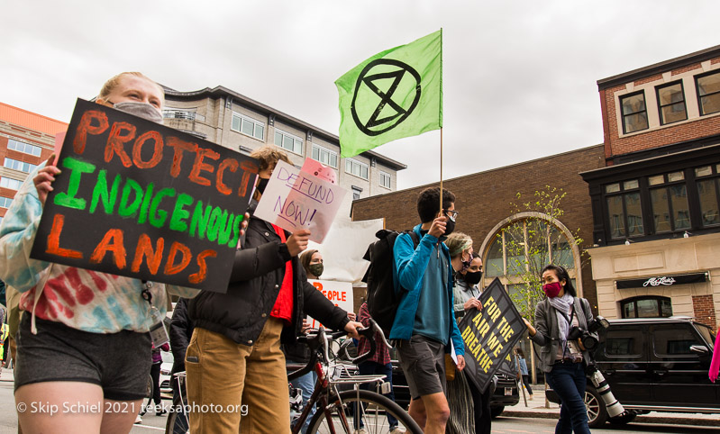 Extinction Rebellion-Boston-oil pipeline-Skip Schiel Copyright-_DSC5477