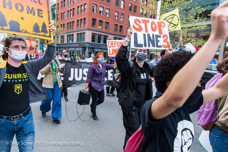 Extinction Rebellion-Boston-oil pipeline-Skip Schiel Copyright-_DSC5499