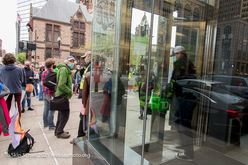 Extinction Rebellion-Boston-oil pipeline-Skip Schiel Copyright-_DSC5551