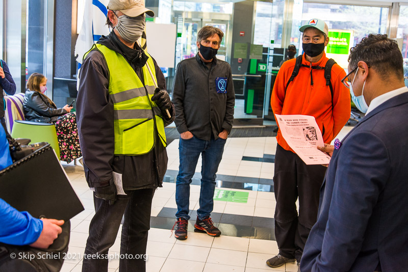 Extinction Rebellion-Boston-oil pipeline-Skip Schiel Copyright-_DSC5591