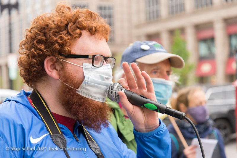 Extinction Rebellion-Boston-oil pipeline-Skip Schiel Copyright-_DSC5633