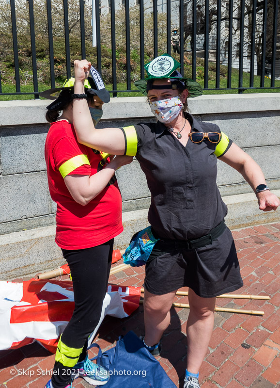 Extinction Rebellion-Boston-Earth Day-Skip Schiel Copyright-IMG_6600