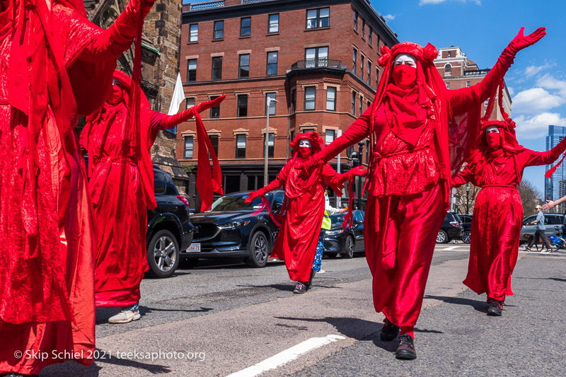 Extinction Rebellion-Boston-Earth Day-Skip Schiel Copyright-IMG_6773