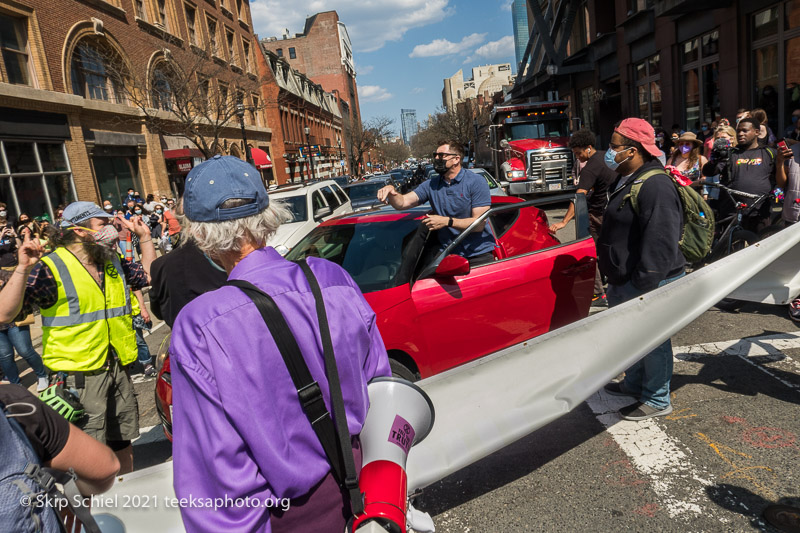 Extinction Rebellion-Boston-Earth Day-Skip Schiel Copyright-IMG_6858