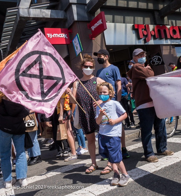 Extinction Rebellion-Boston-Earth Day-Skip Schiel Copyright-IMG_6879