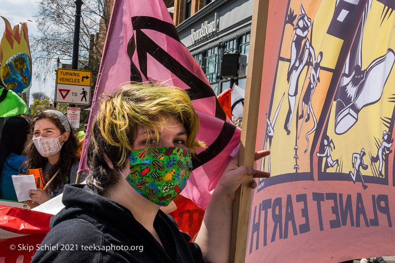 Extinction Rebellion-Boston-Earth Day-Skip Schiel Copyright-IMG_6885