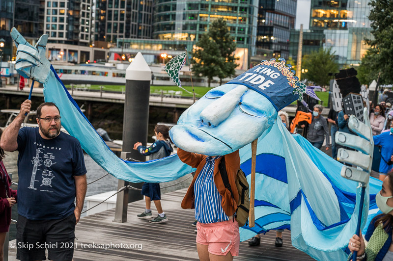 Extinction Rebellion-Seaport-Boston-Teeksa-Converted_SST0557