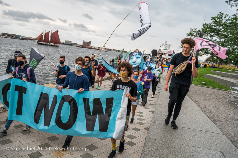 Extinction Rebellion-Seaport-Boston-Teeksa-Converted_SST0594