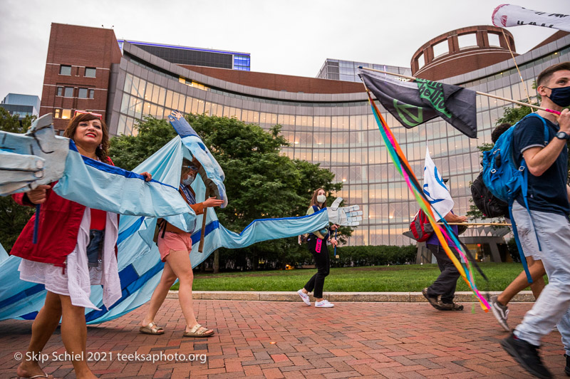 Extinction Rebellion-Seaport-Boston-Teeksa-Converted_SST0629