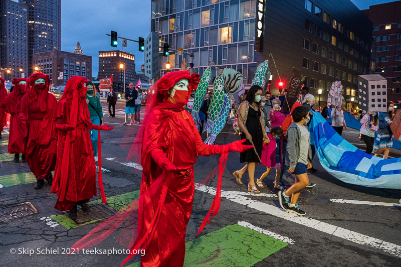 Extinction Rebellion-Seaport-Boston-Teeksa-Converted_SST0670