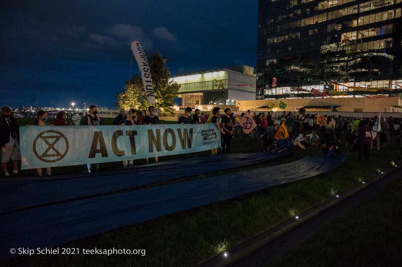 Extinction Rebellion-Seaport-Boston-Teeksa-Converted_SST0750