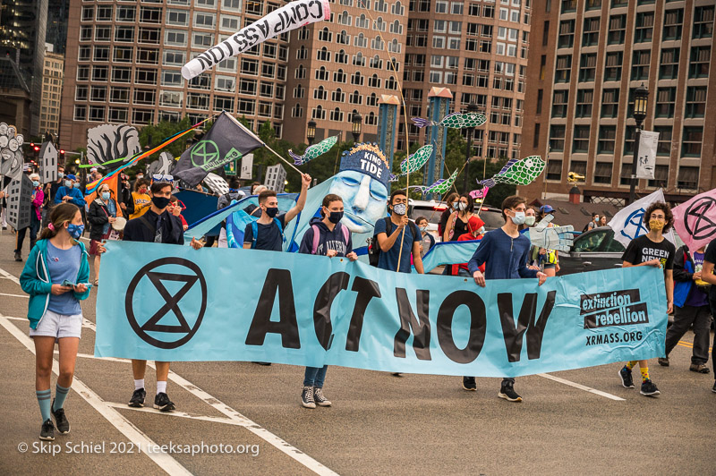 Extinction Rebellion-Seaport-Boston-Teeksa-Converted_SST0383