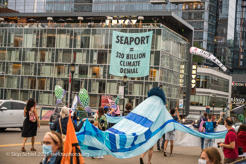 Extinction Rebellion-Seaport-Boston-Teeksa-Converted_SST0395