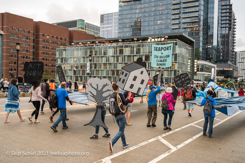 Extinction Rebellion-Seaport-Boston-Teeksa-Converted_SST0402