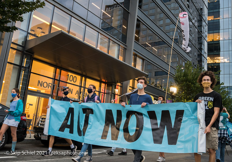 Extinction Rebellion-Seaport-Boston-Teeksa-Converted_SST0517