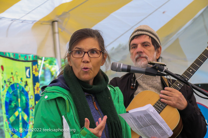 Agape-Francis Day-Teeksa-Schiel_IMG_1876