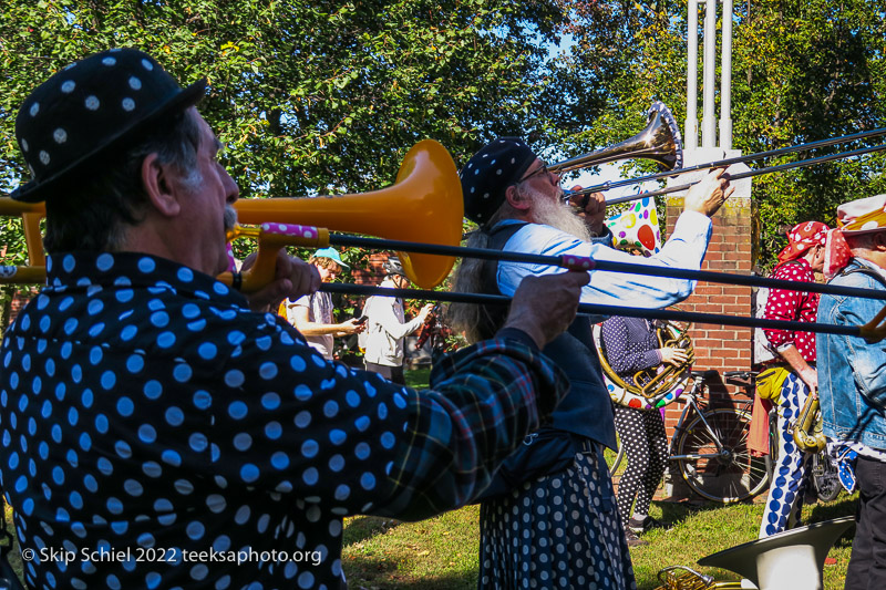 Extinction Rebelllion-HONK-Skip Schiel Copyright_IMG_2152