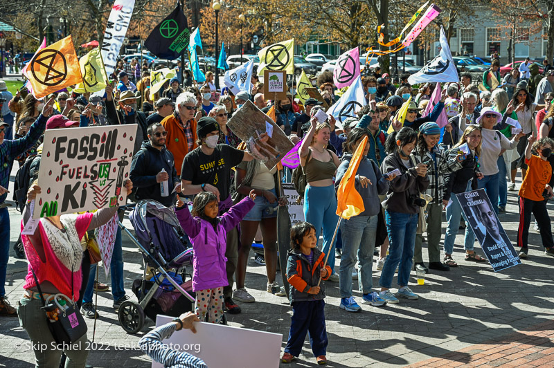 Extinction Rebelllion-Earth Day-parade__SST1679
