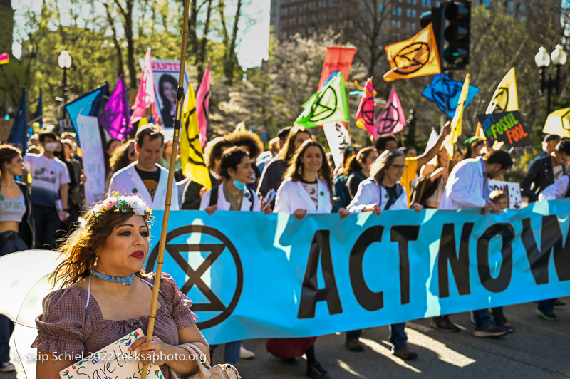 Extinction Rebelllion-Earth Day-parade__SST1984