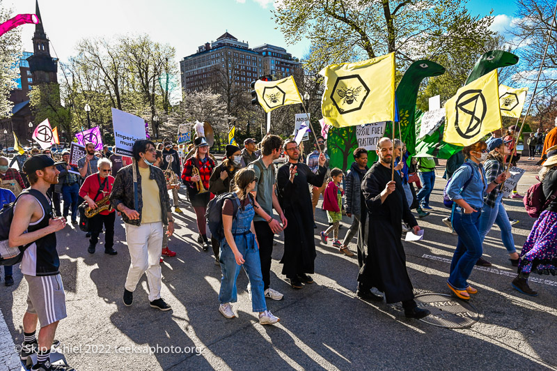 Extinction Rebelllion-Earth Day-parade__SST1998